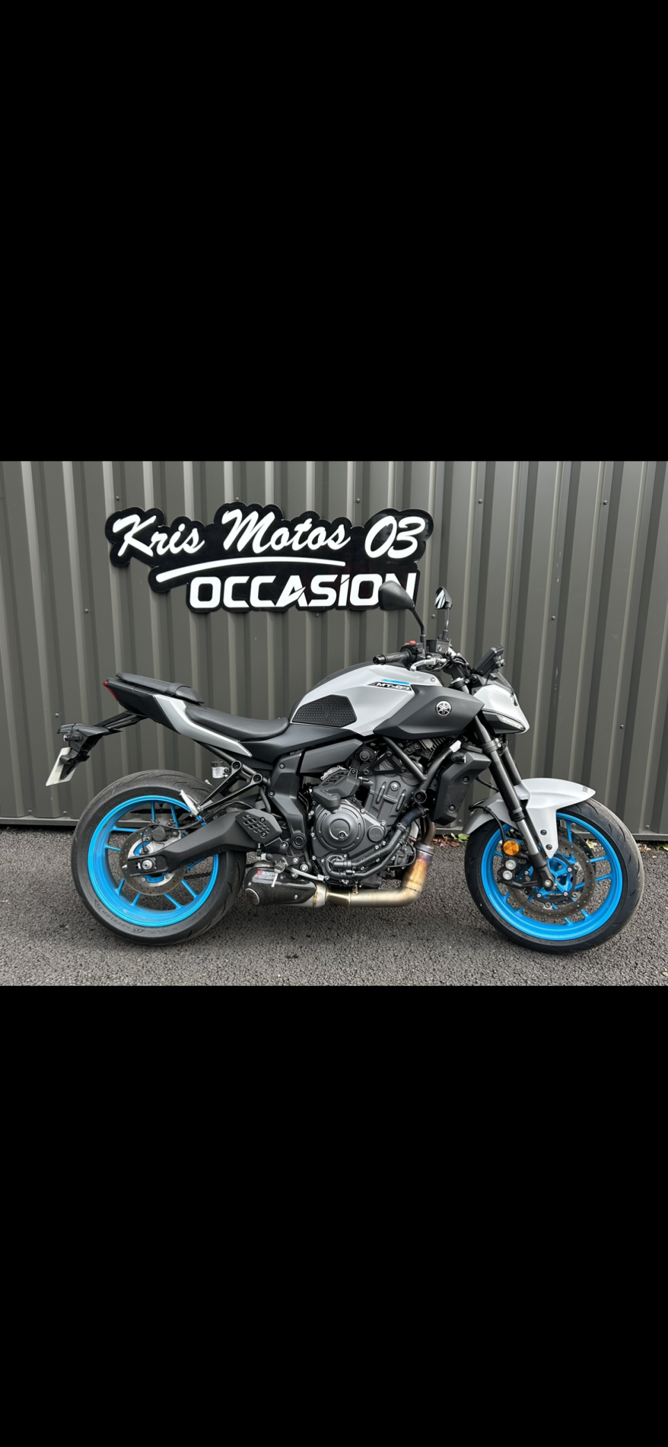 YAMAHA MT-07 4