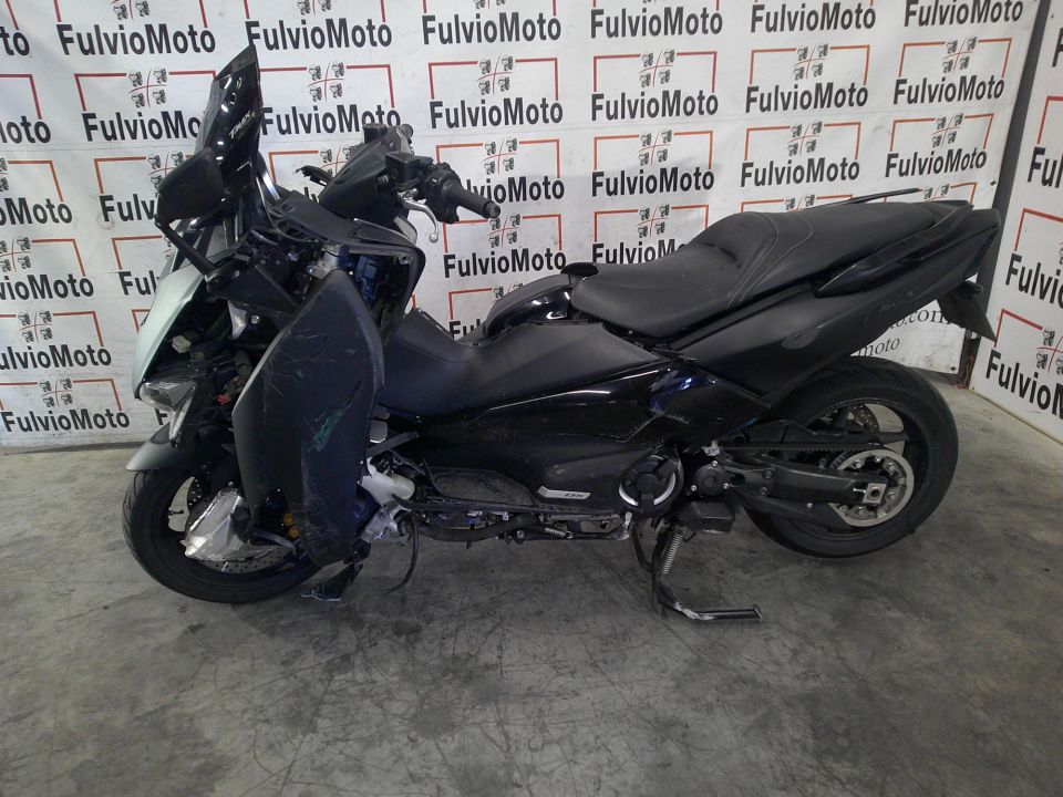 YAMAHA XP T-MAX 530 DX 4