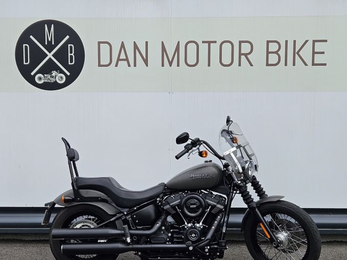 HARLEY-DAVIDSON SOFTAIL STREET BOB 1745 4