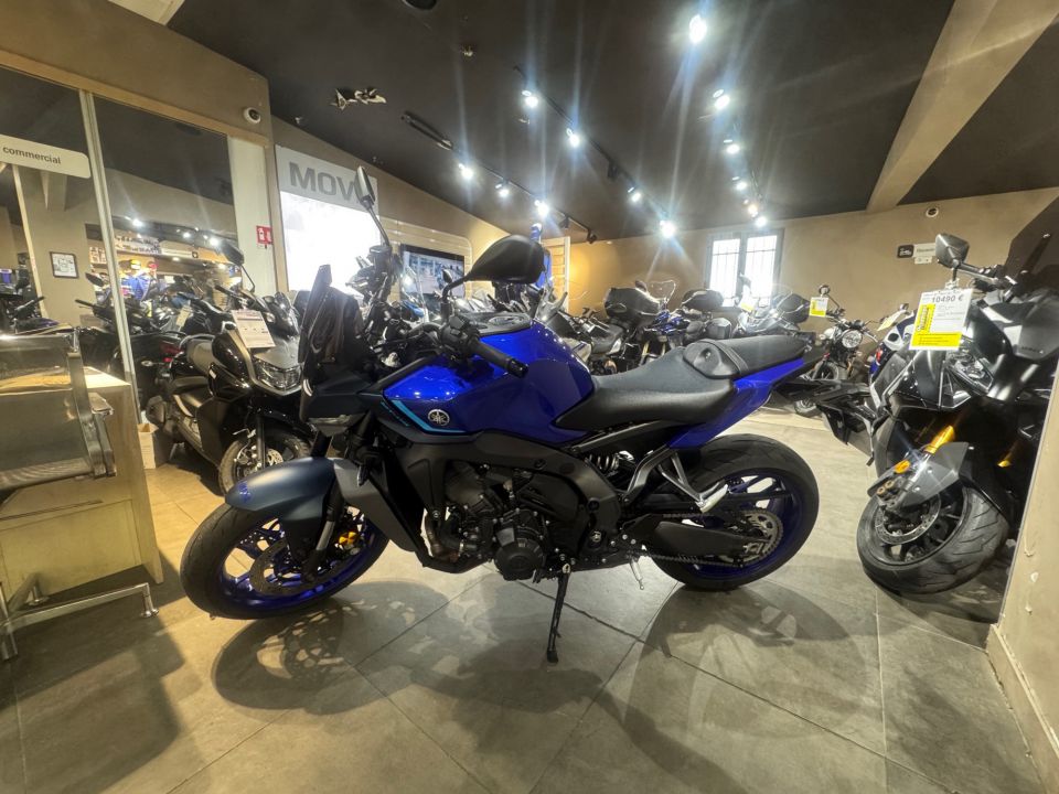 YAMAHA MT-09 Y-AMT 35 KW 4