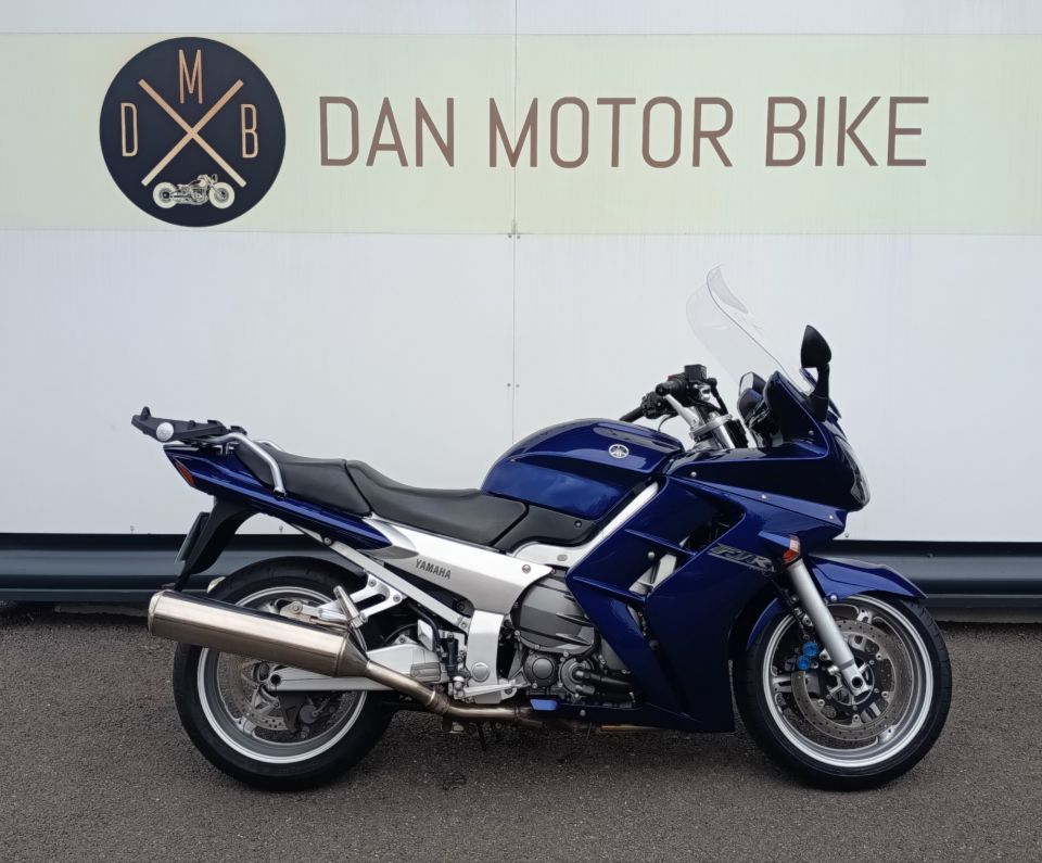 YAMAHA FJR 1300 4