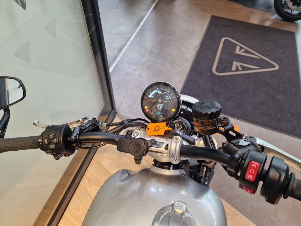 TRIUMPH SPEED TWIN 1200 4