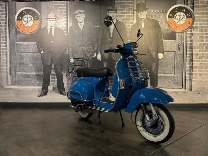 PIAGGIO VESPA 4