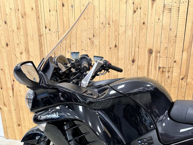 KAWASAKI GTR 1400 4