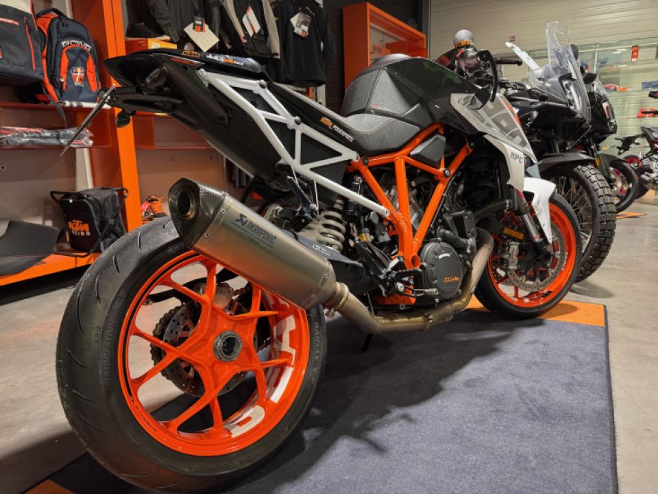 KTM 1290 SUPER DUKE R 4