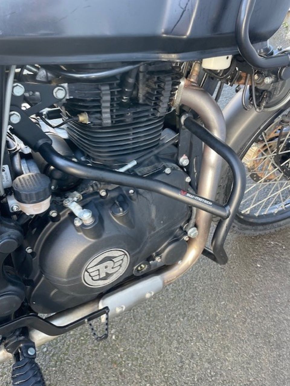 ROYAL ENFIELD HYMALAYAN 400 4