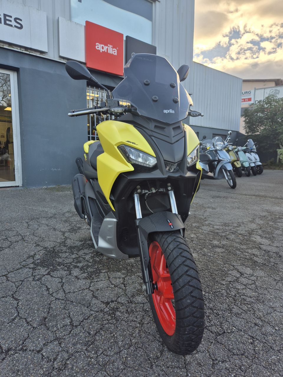 APRILIA SR 125 GT 4