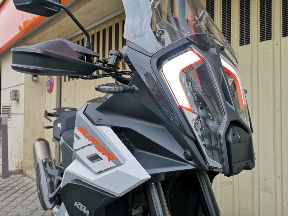 KTM 1290 SUPER ADVENTURE S 4
