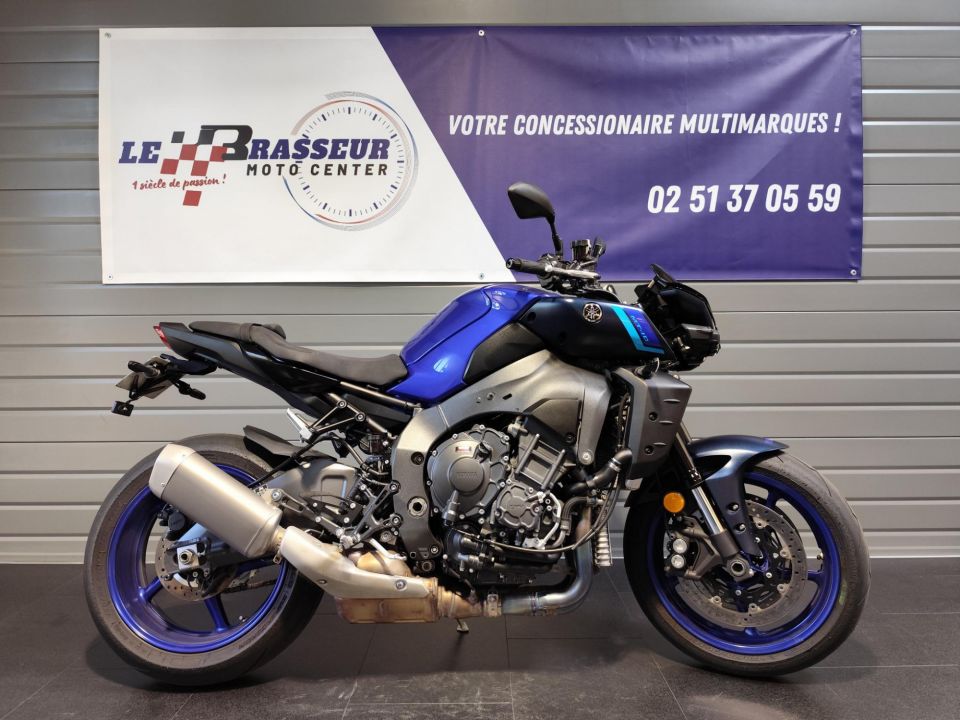 YAMAHA MT-10 4