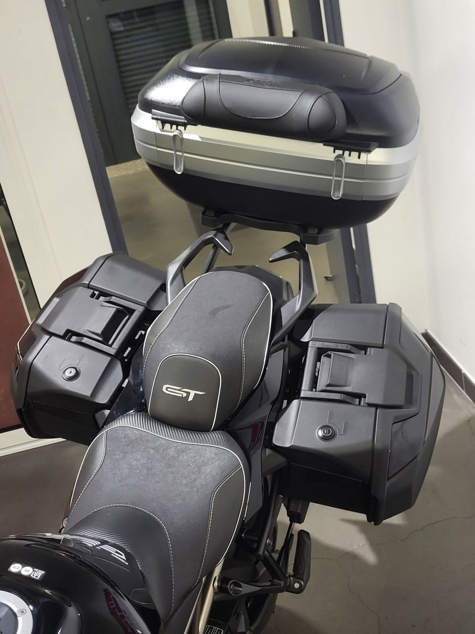 SUZUKI GSX-S 1000 GT 4