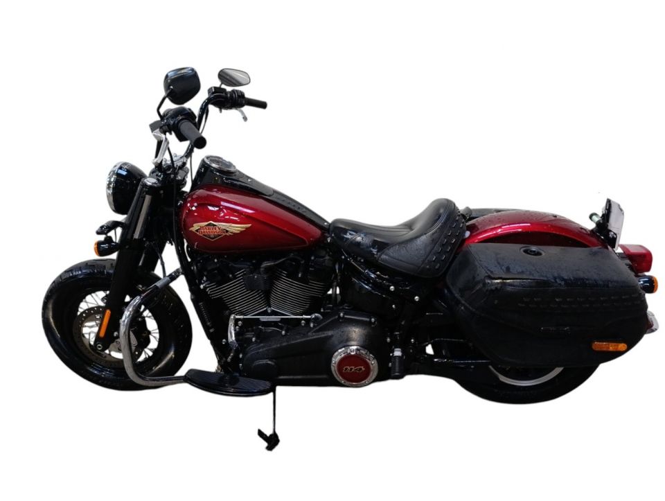 HARLEY-DAVIDSON SOFTAIL HERITAGE 1870 CLASSIC 4