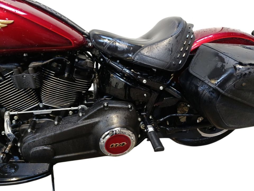 HARLEY-DAVIDSON SOFTAIL HERITAGE 1870 CLASSIC 4