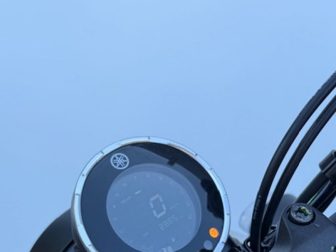 YAMAHA XSR 125 4