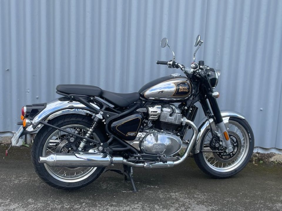 ROYAL ENFIELD Classic 650 4