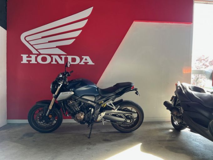 HONDA CB650RA 4
