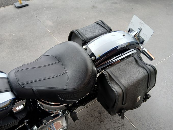 HARLEY-DAVIDSON SOFTAIL DELUXE 1745 4