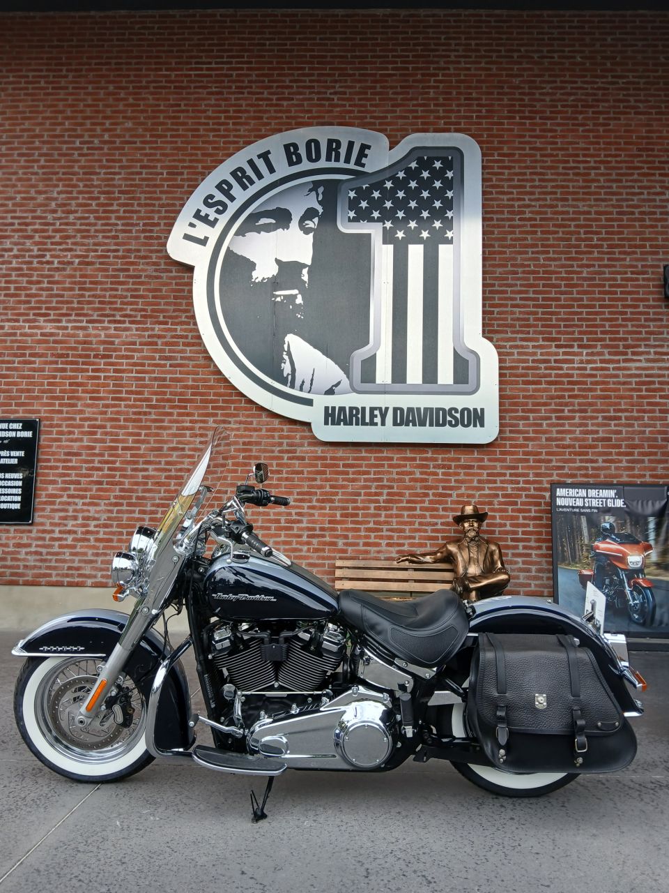 HARLEY-DAVIDSON SOFTAIL DELUXE 1745 4