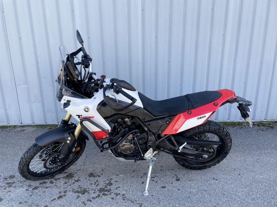YAMAHA XTZ TENERE 700 4