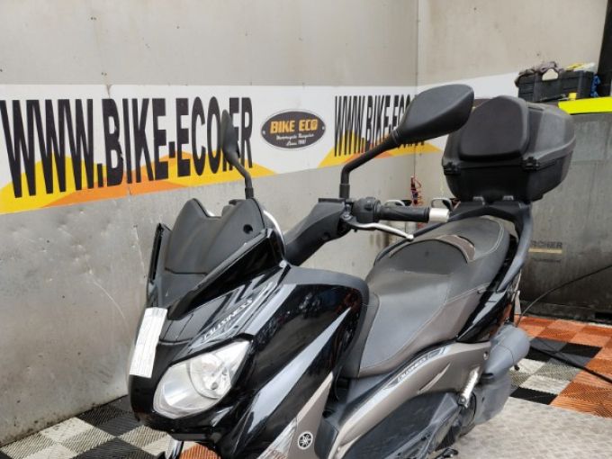 YAMAHA X-MAX 125 4