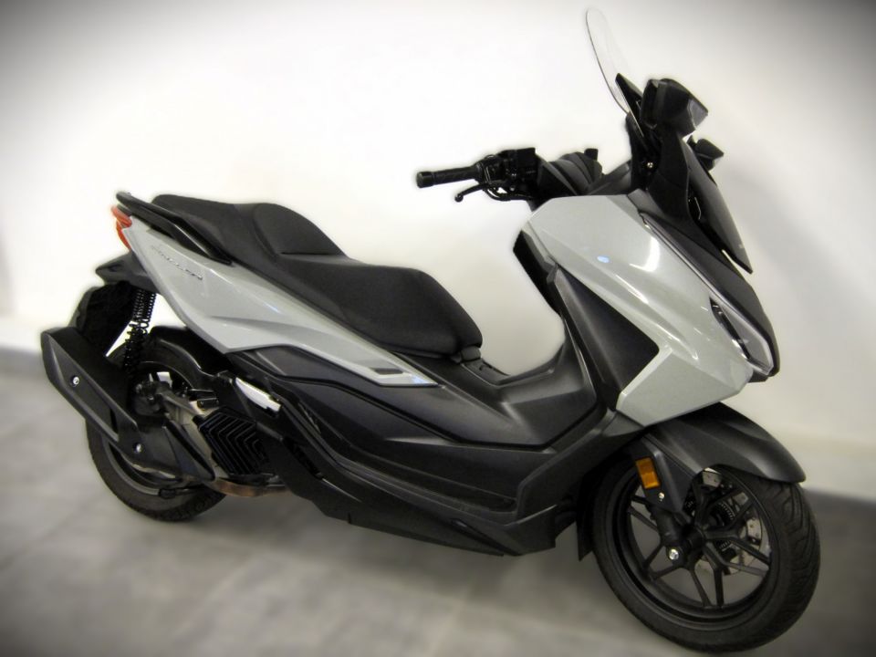 HONDA NSS FORZA 125 4