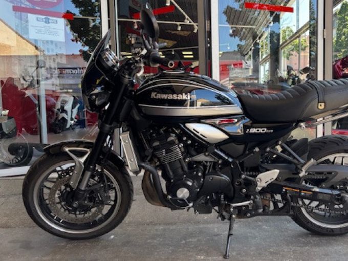 KAWASAKI Z900RS 4