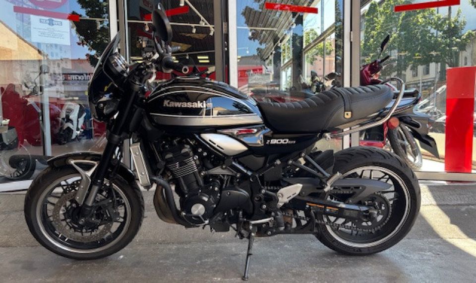 KAWASAKI Z900RS 4