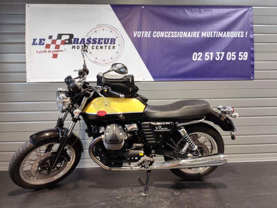 MOTO GUZZI V7 SPECIAL 4