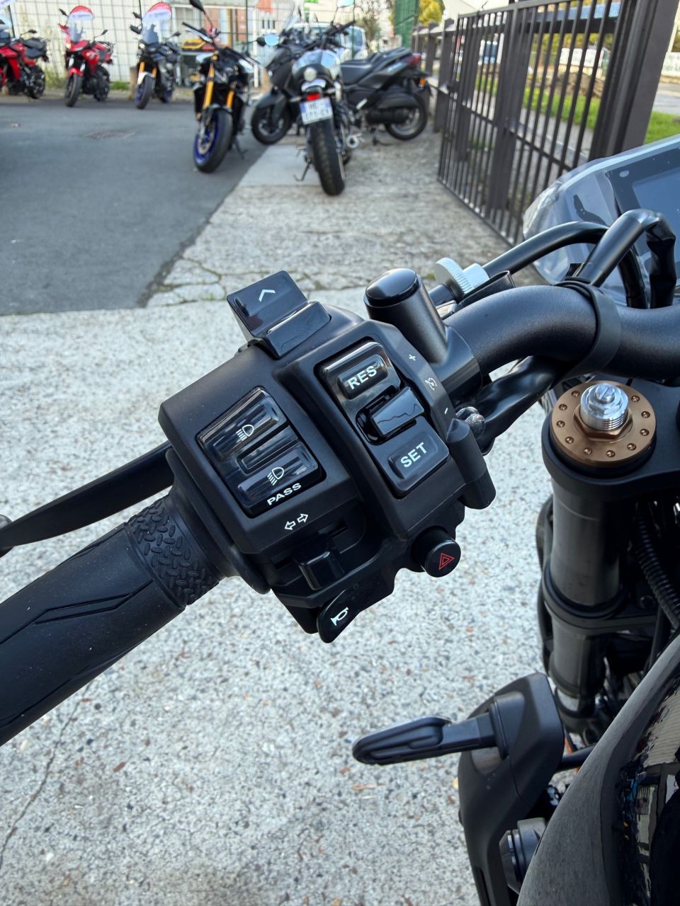 YAMAHA XSR 900 35KW 4