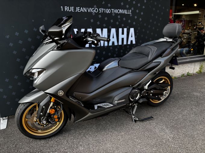 YAMAHA XP T-MAX 560 TECH MAX KAMO 4