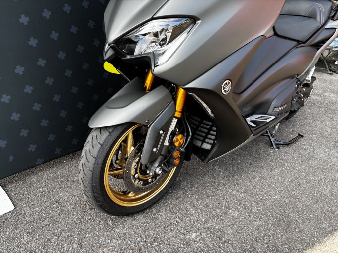 YAMAHA XP T-MAX 560 TECH MAX KAMO 4