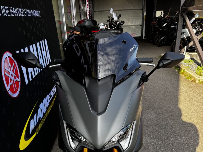 YAMAHA XP T-MAX 560 TECH MAX KAMO 4