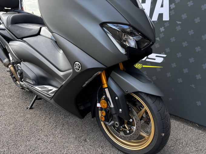 YAMAHA XP T-MAX 560 TECH MAX KAMO 4