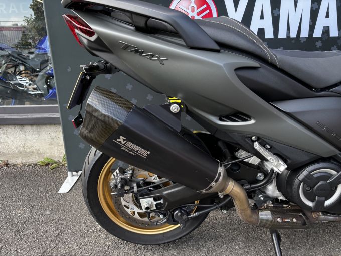 YAMAHA XP T-MAX 560 TECH MAX KAMO 4