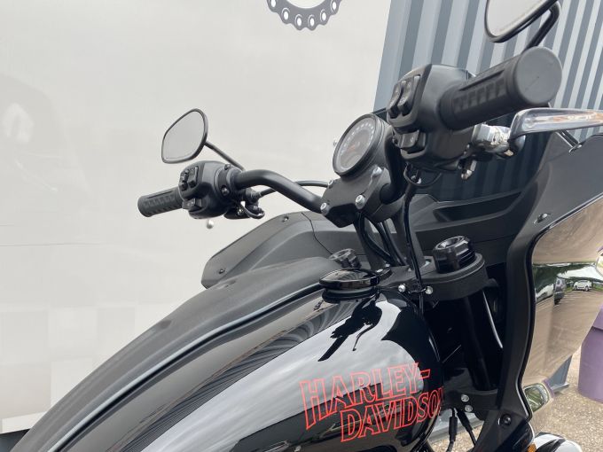 HARLEY-DAVIDSON SOFTAIL LOW RIDER 1923 ST 4
