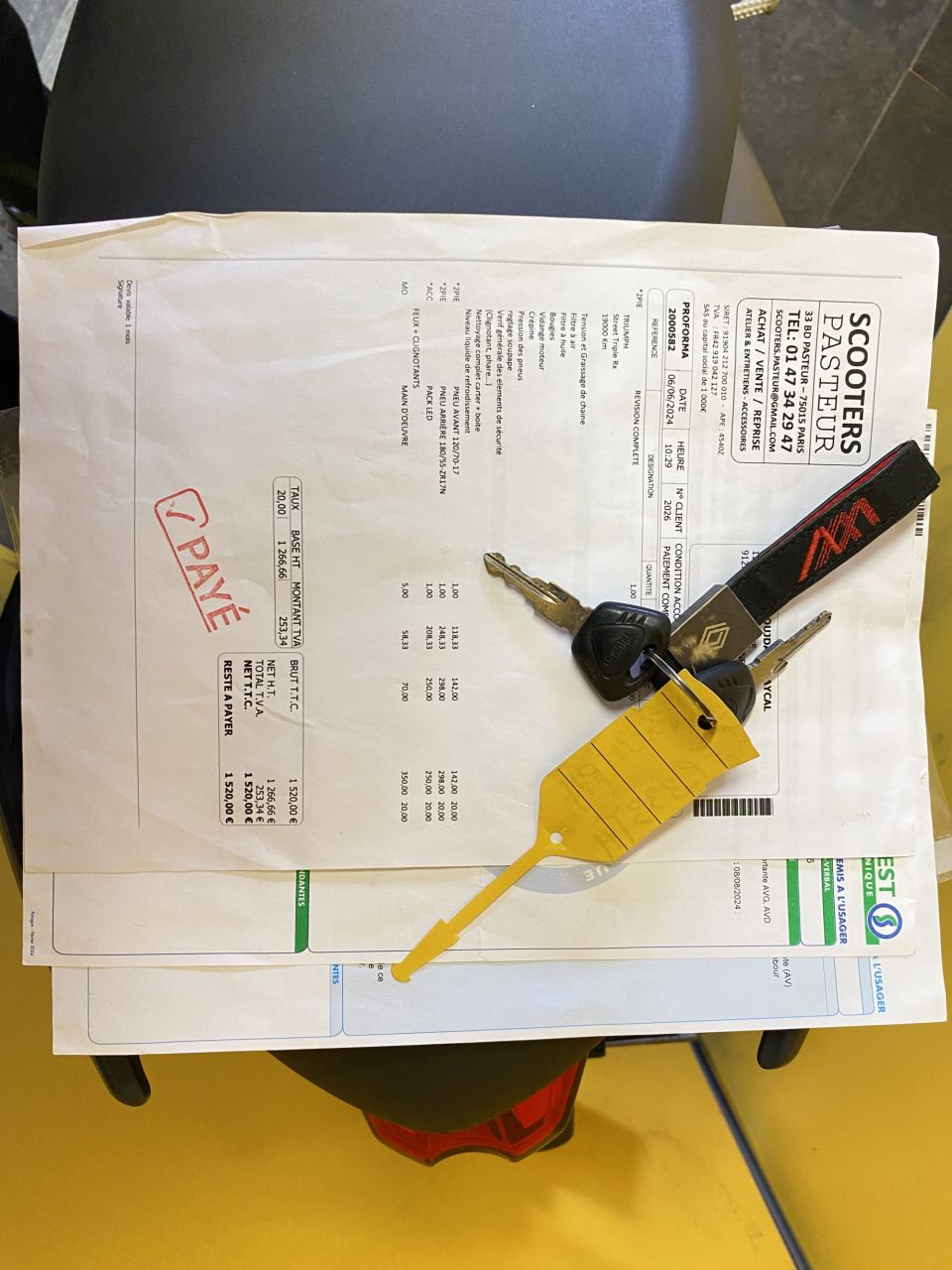 TRIUMPH STREET TRIPLE 675 R 4