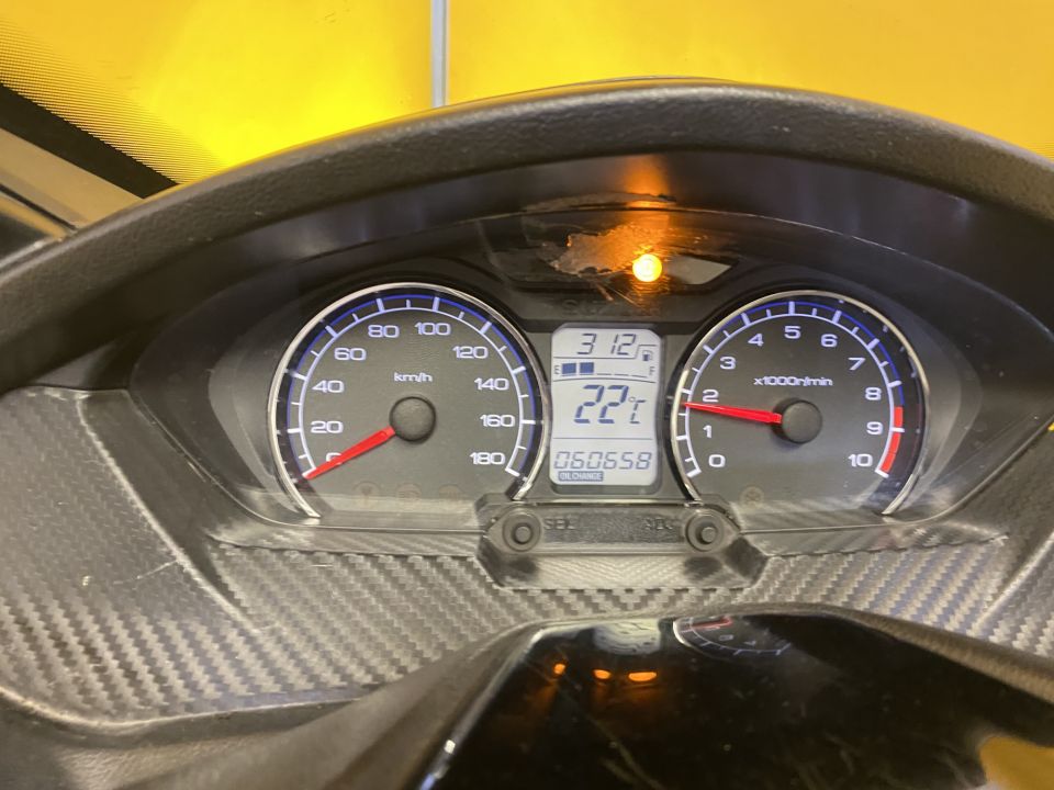 SUZUKI BURGMAN 400 4