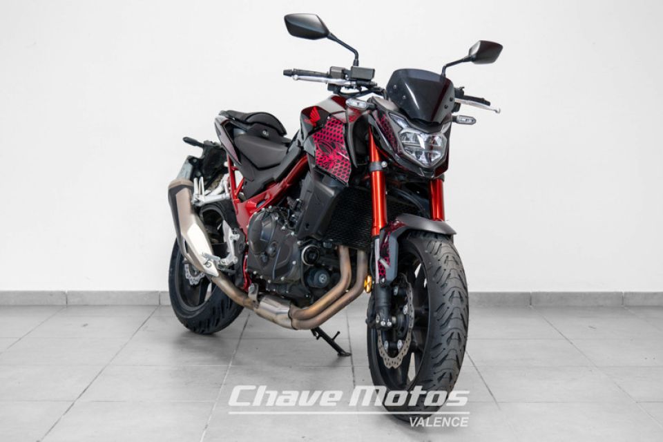 HONDA CB750 HORNET 4