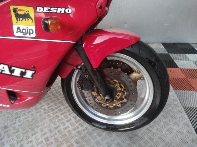 DUCATI 400 SS 4