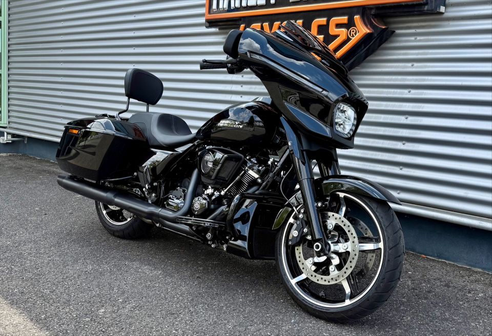 HARLEY-DAVIDSON TOURING STREET GLIDE 1923 4