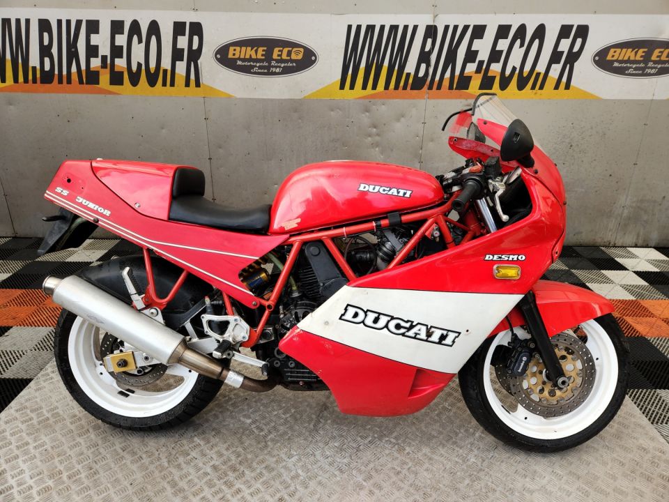 DUCATI 900 SS 4