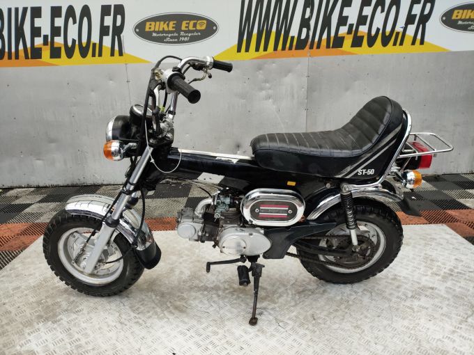 HONDA DAX ST 50 4