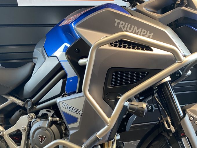 TRIUMPH TIGER 1200 GT EXPLORER 4