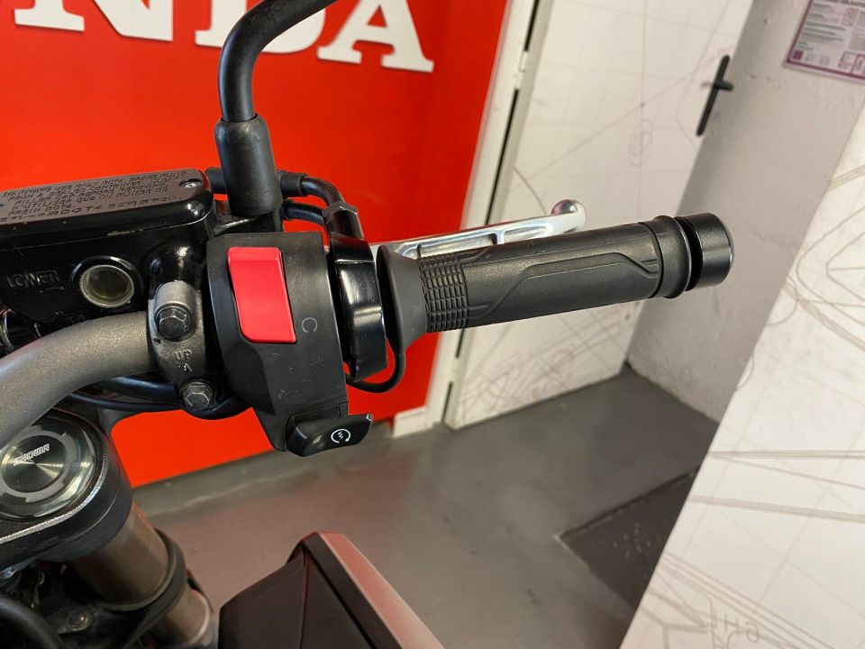 HONDA CB650R Neo Sports Café 4