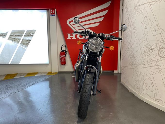 TRIUMPH BONNEVILLE T100 900 4