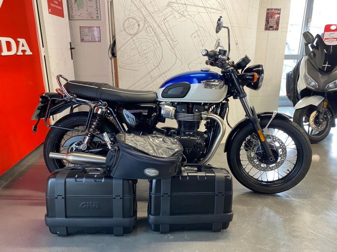 TRIUMPH BONNEVILLE T100 900 4