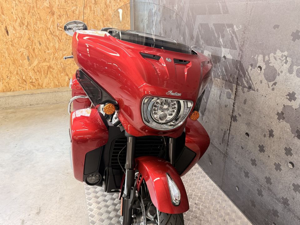 INDIAN ROADMASTER 1800 4