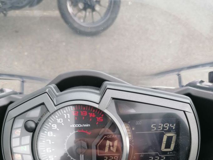 KAWASAKI NINJA 400 4