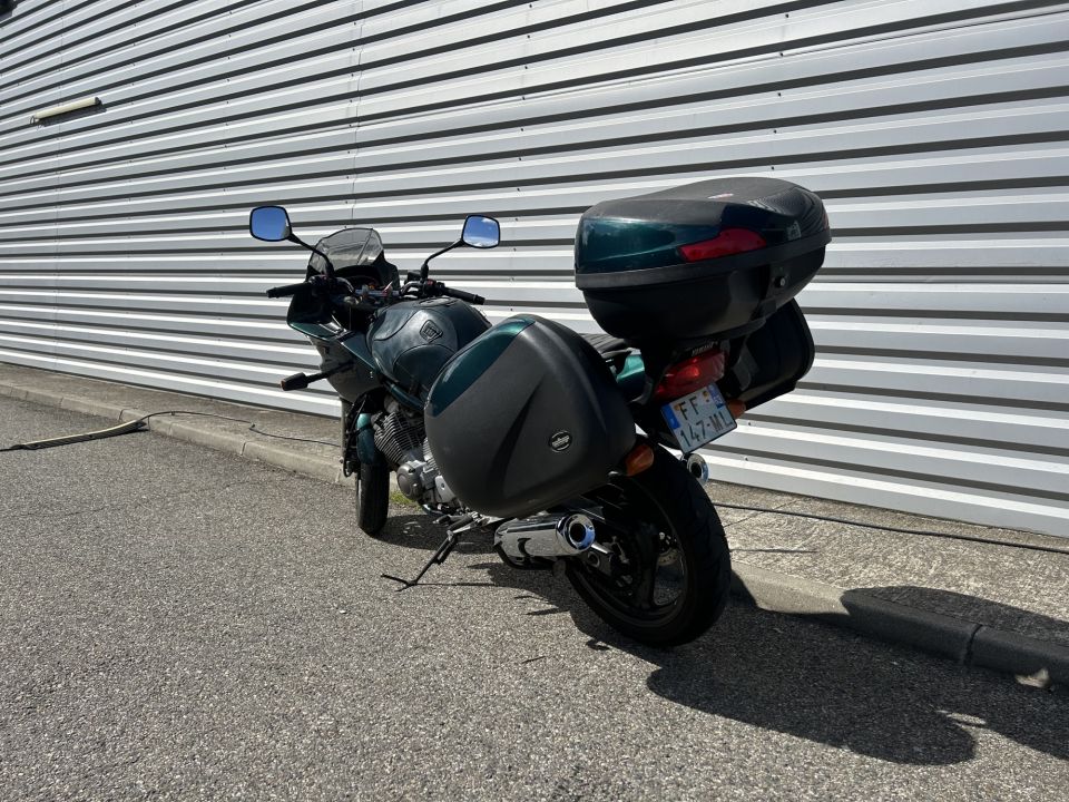 YAMAHA XJ 600 DIVERSION 4