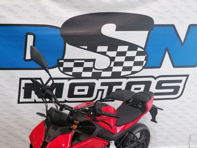 FANTIC 125 Stealth 4