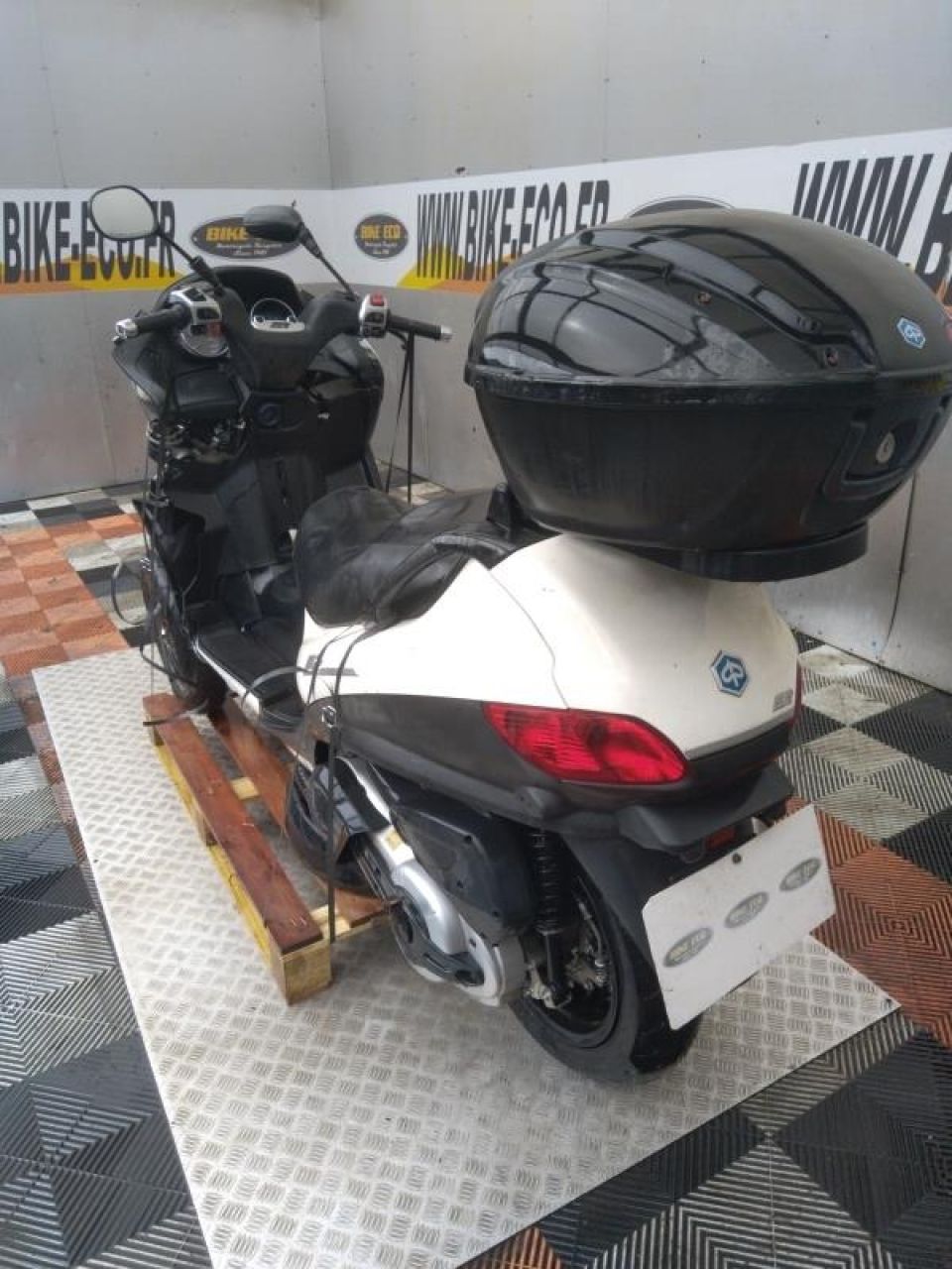 PIAGGIO MP3 400 LT 4